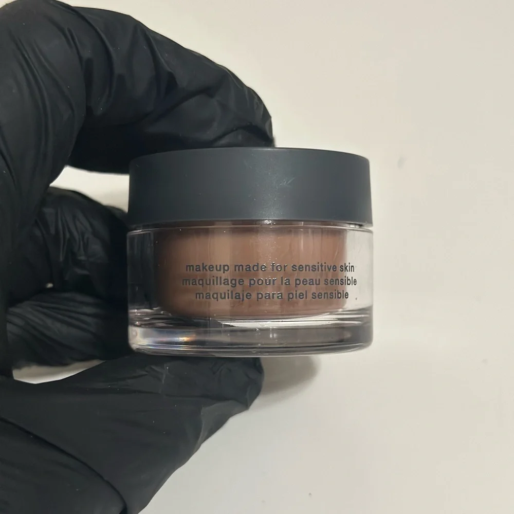 Almay Smart Shade Mousse Makeup in shade 500 Deep 0.7 Fl. oz